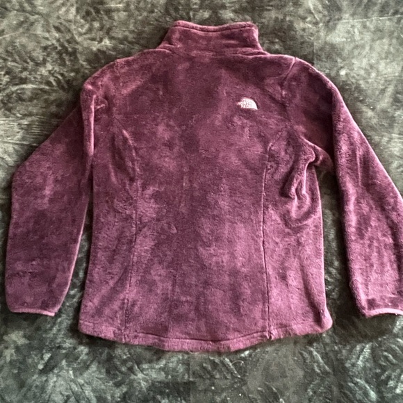The North Face fuzzy jacket women’s - Picture 2 of 5